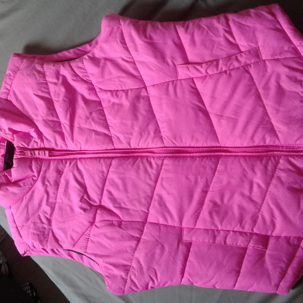Aeropostal pink vest size Lg